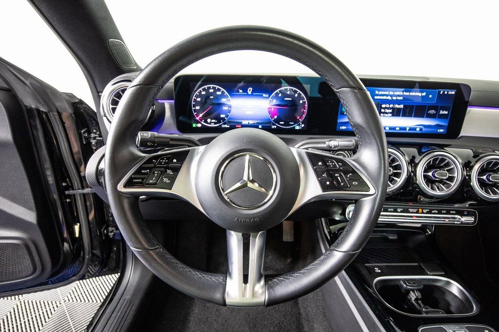 Used 2025 Mercedes-Benz CLA 250 image 18