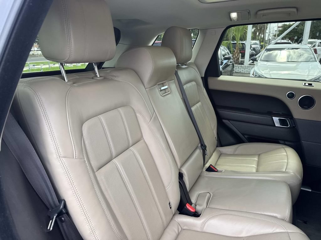 Used 2019 Land Rover Range Rover Sport HSE AWD/4WD image 11
