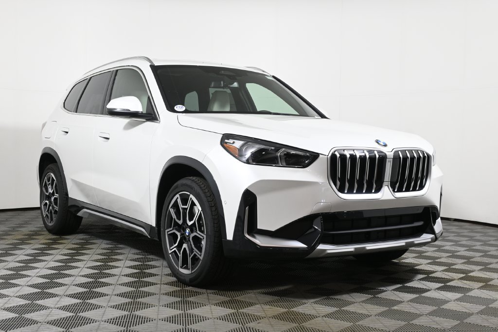 New 2026 BMW X1 xDrive28i w/ Convenience Package AWD/4WD image 9