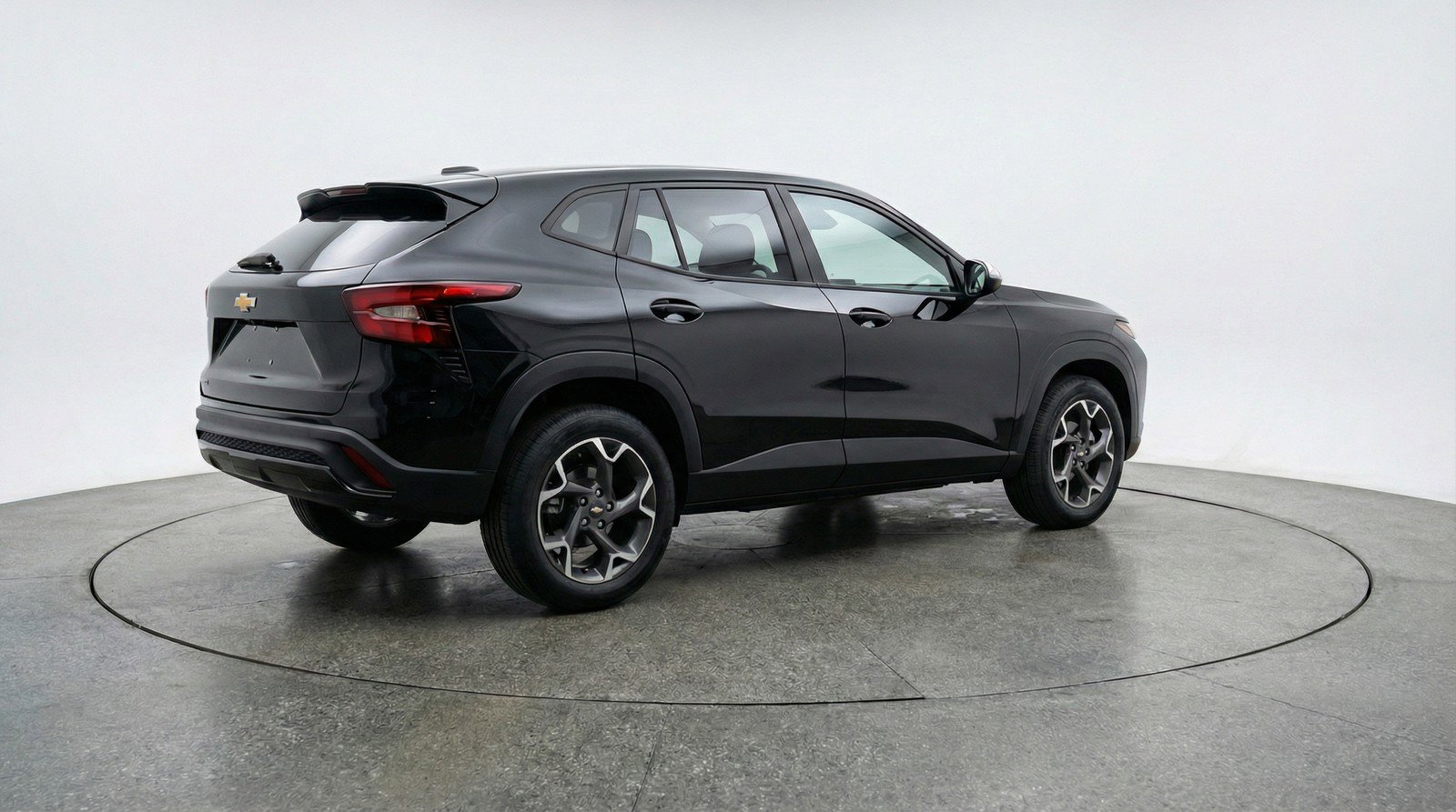 Used 2025 Chevrolet Trax LT image 9