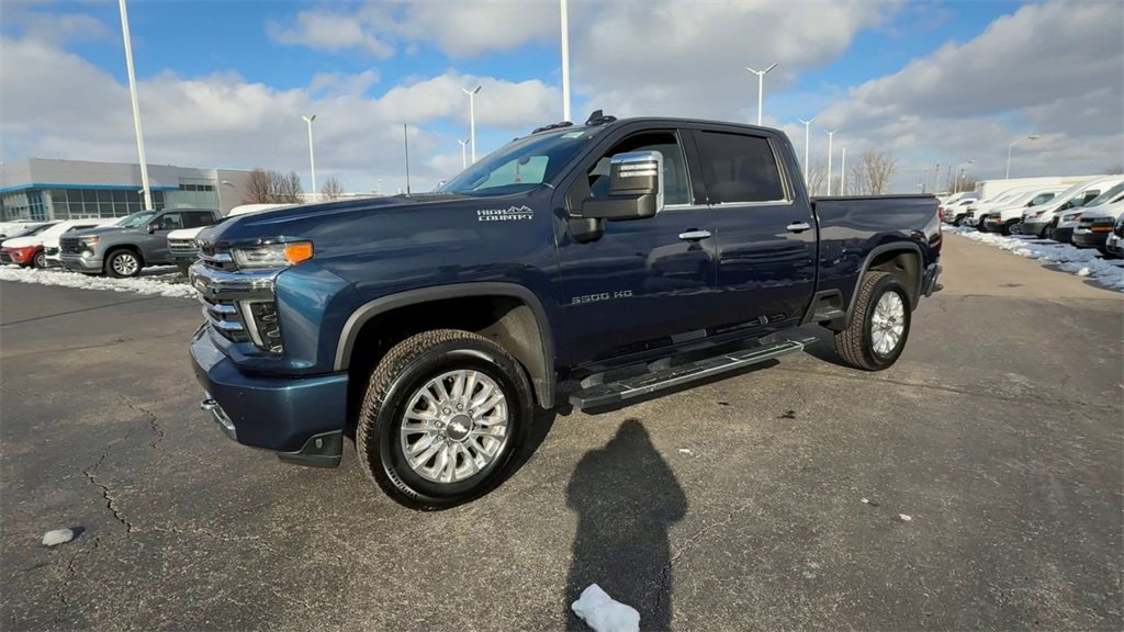 Used 2020 Chevrolet Silverado 3500 High Country w/ Z71 Off-Road Package image 4