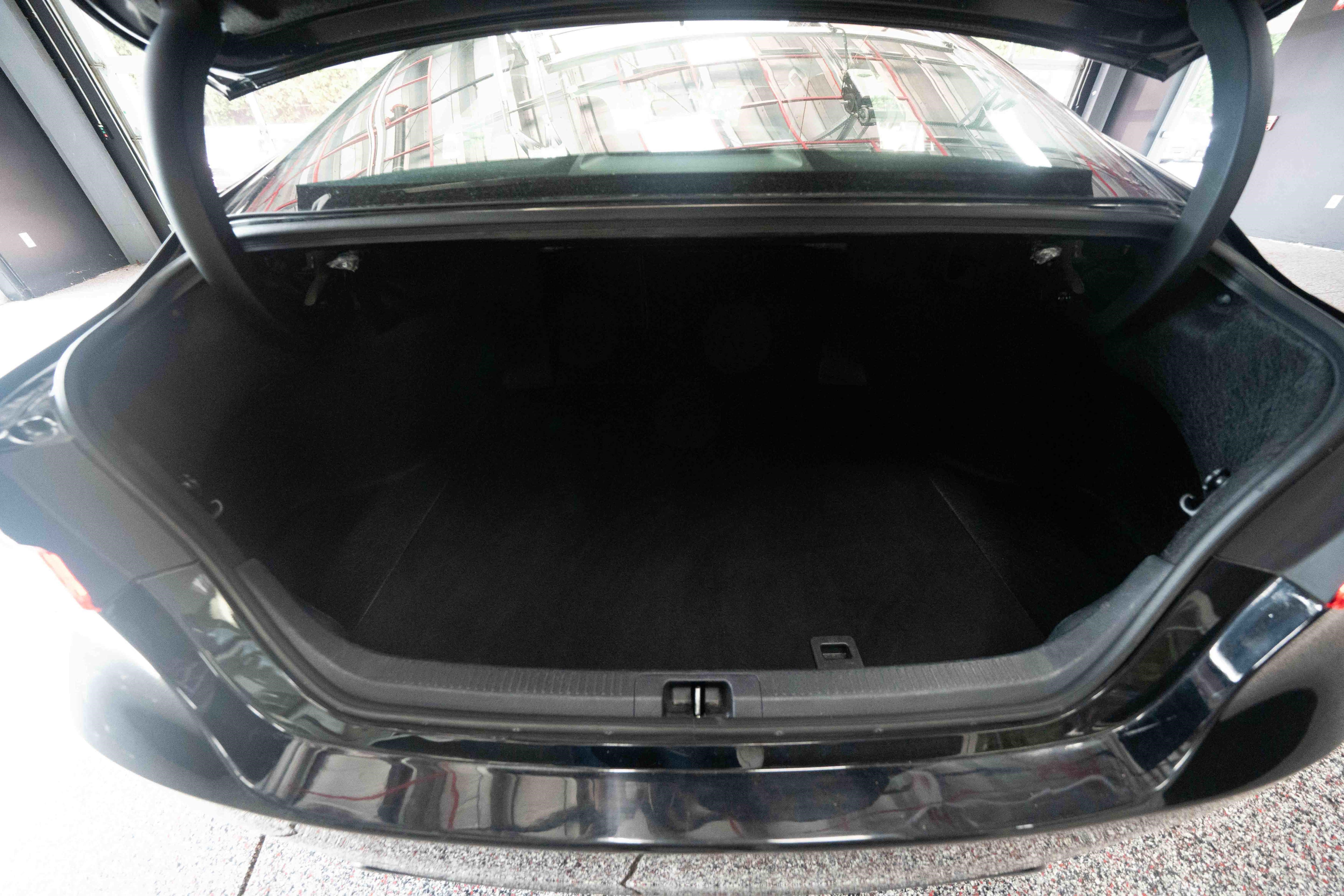 Used 2024 Toyota Camry XSE FWD image 27