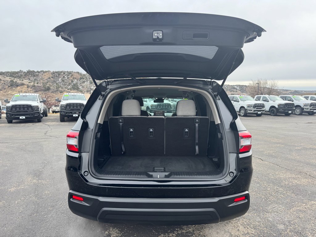 Used 2024 Honda Pilot LX image 10