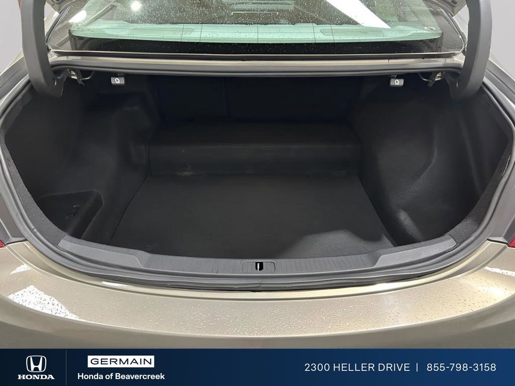 Used 2019 Buick LaCrosse Essence w/ Sights and Sounds Package image 24