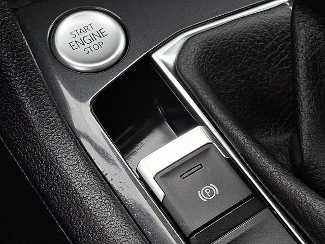 Used 2022 Volkswagen Tiguan SE R-Line AWD/4WD image 24