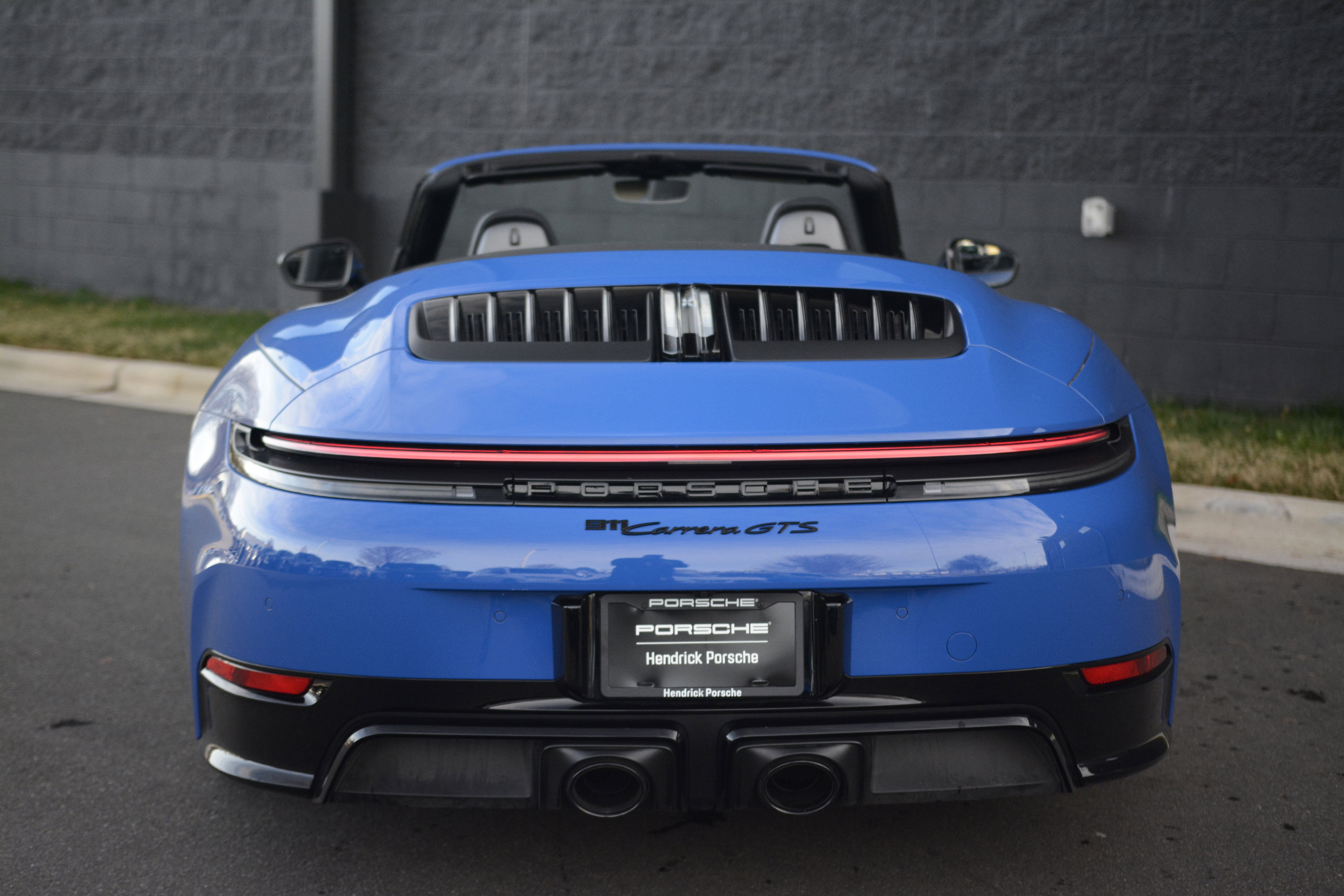 Certified 2025 Porsche 911 Carrera 4 GTS AWD/4WD image 40