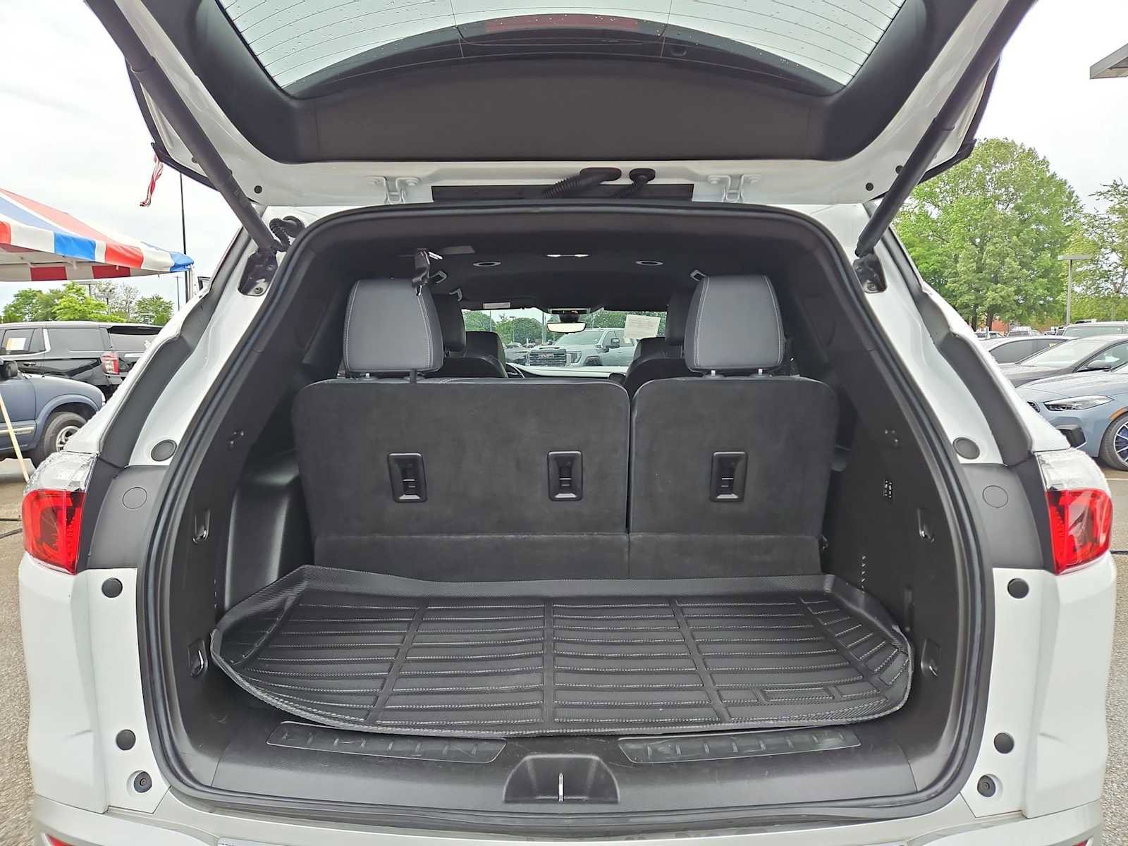 Certified 2024 Buick Enclave Premium FWD image 34