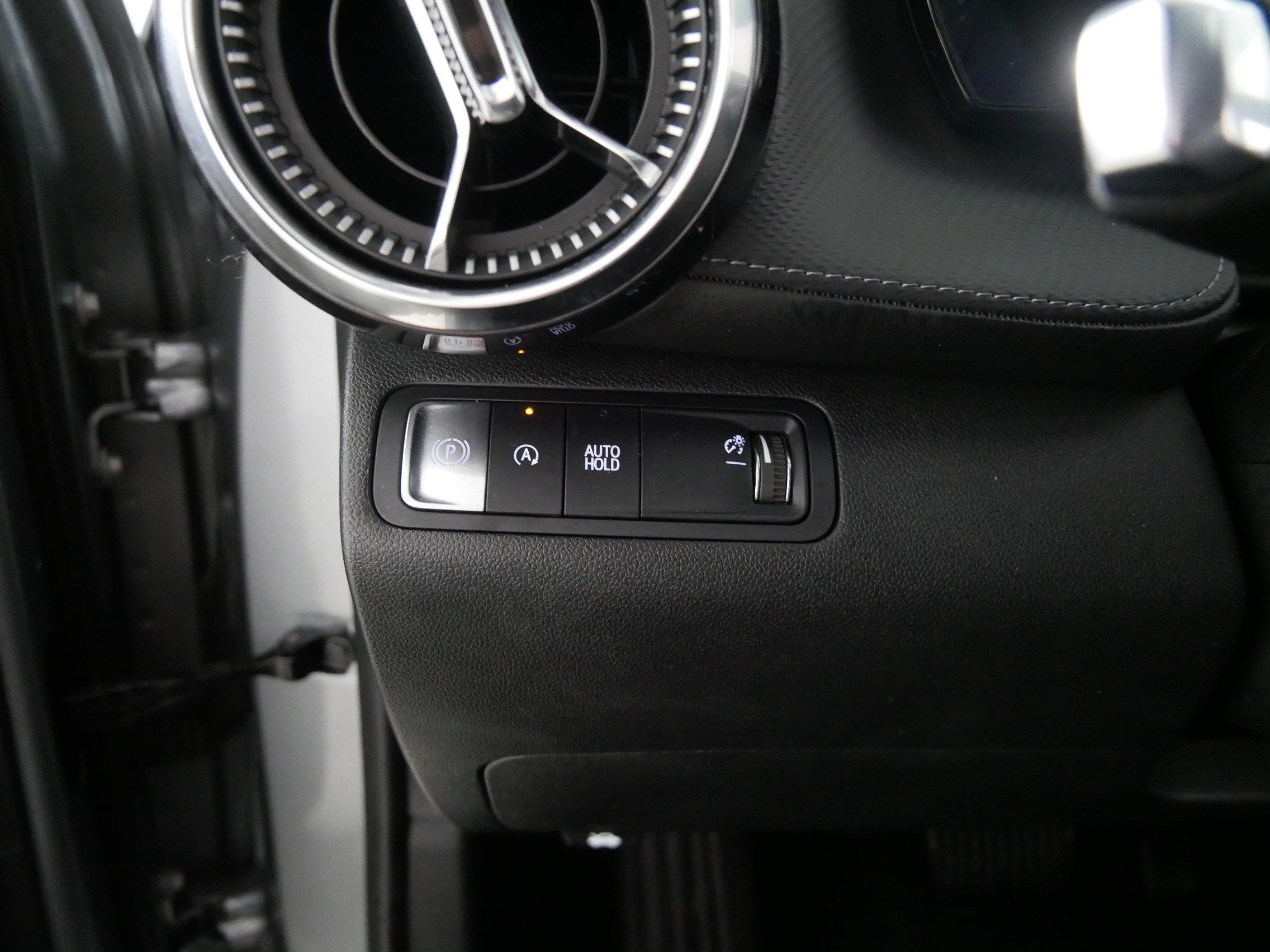 Used 2025 Chevrolet Equinox LT w/ Convenience Package II FWD image 26