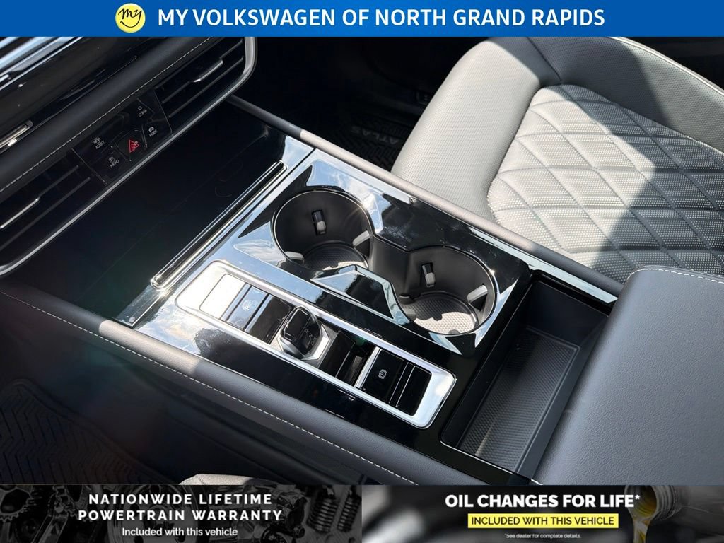 New 2026 Volkswagen Atlas SEL Premium R-Line AWD/4WD image 18