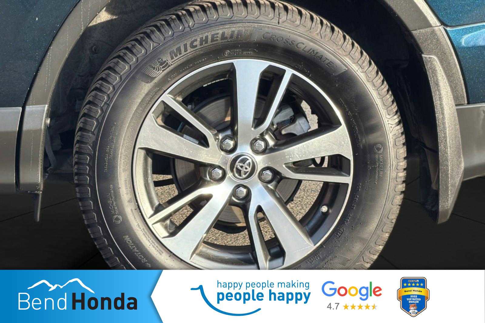 Used 2018 Toyota RAV4 XLE image 11