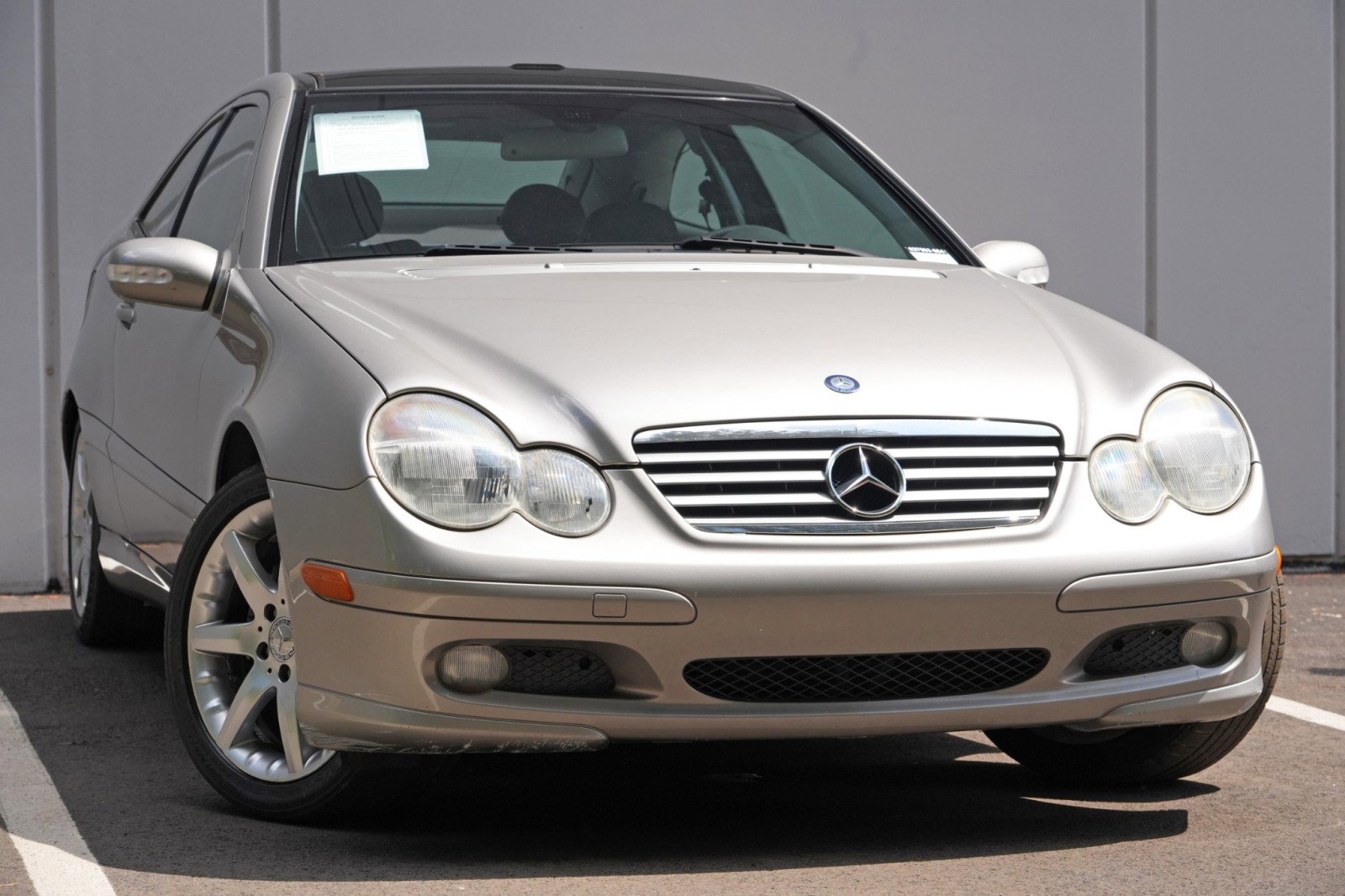 Used 2004 Mercedes-Benz C 230 Coupe image 2