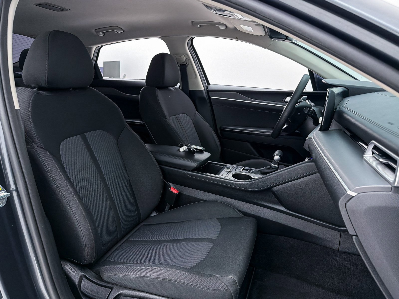 Used 2021 Kia K5 LXS image 28