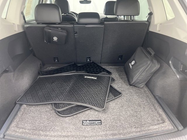 Used 2022 Volkswagen Tiguan SE image 9