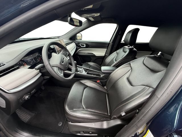 Used 2024 Jeep Compass Limited AWD/4WD image 14