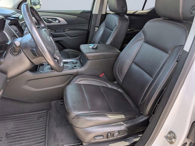 Used 2020 Chevrolet Traverse RS image 13