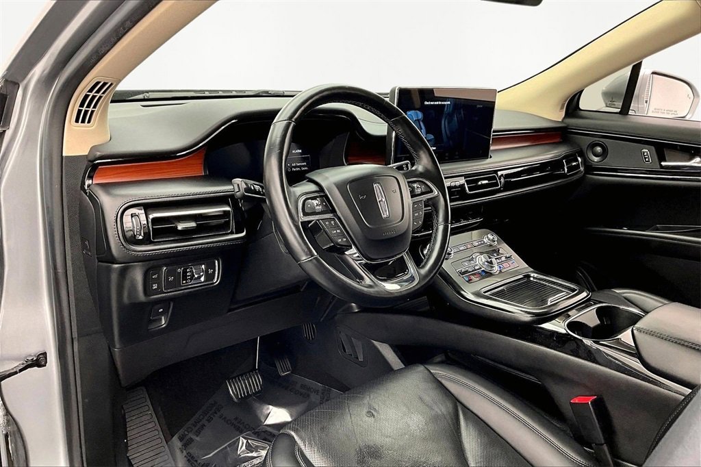 Used 2021 Lincoln Nautilus Reserve w/ Cargo Utility Package image 14