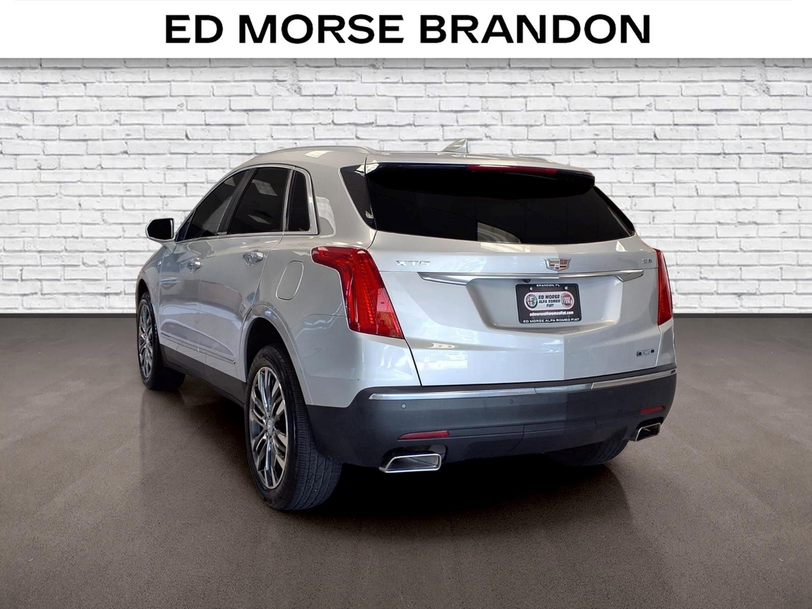 Used 2019 Cadillac XT5 Luxury FWD image 3