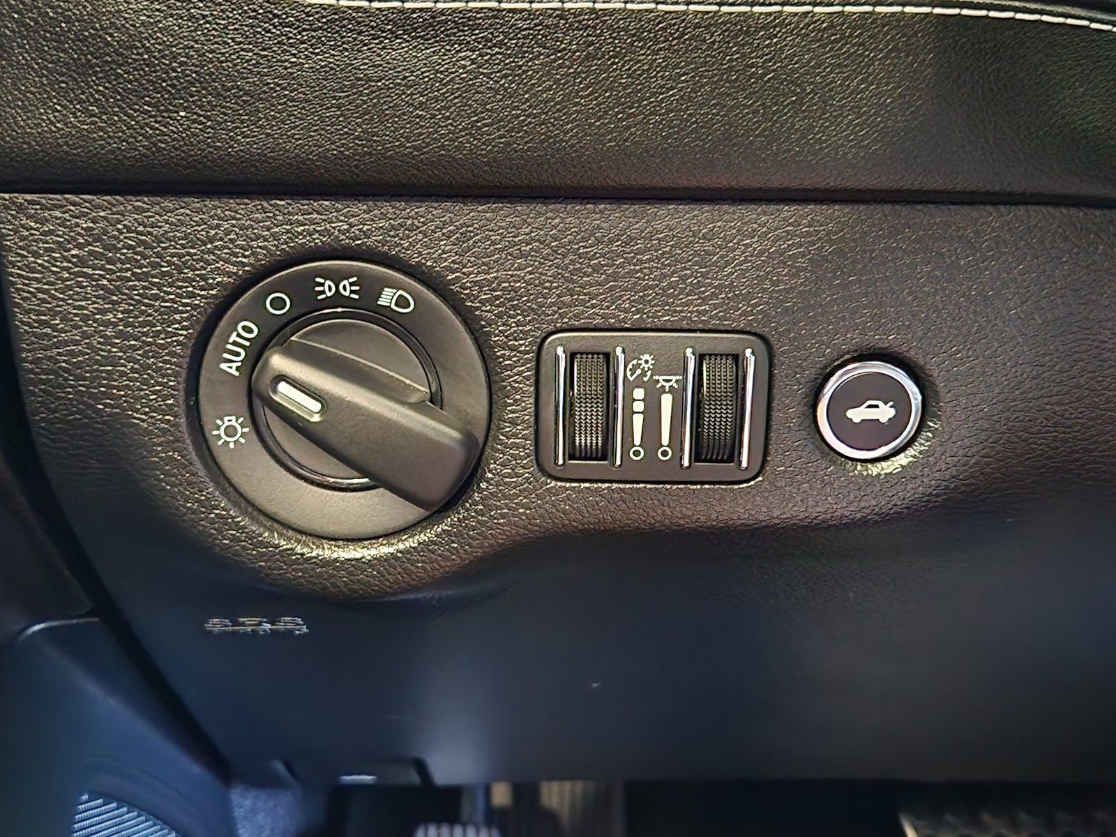 Used 2022 Dodge Charger SRT Hellcat w/ Harman/Kardon Audio Group RWD image 30