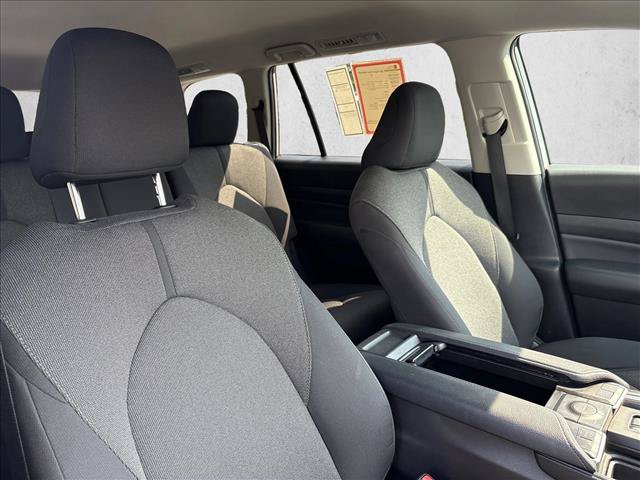 Certified 2025 Toyota Grand Highlander FWD image 28