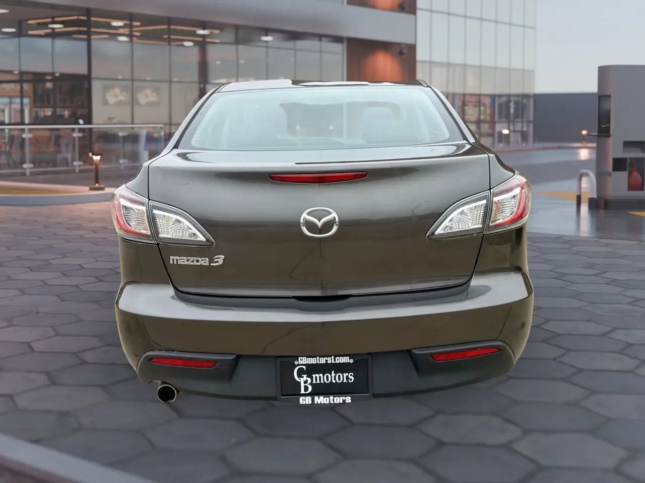 Used 2010 MAZDA MAZDA3 i Touring image 5