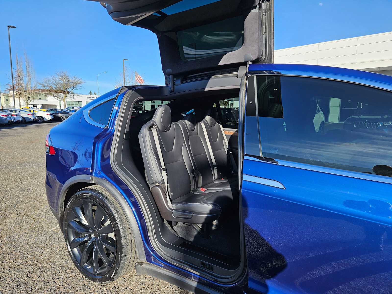Used 2020 Tesla Model X Long Range image 14