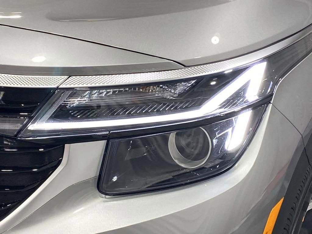 New 2026 Kia Seltos S image 23