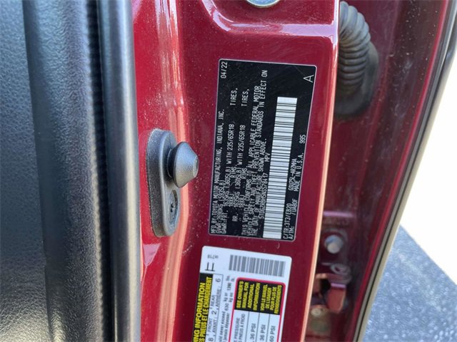 Used 2022 Toyota Highlander XLE image 36