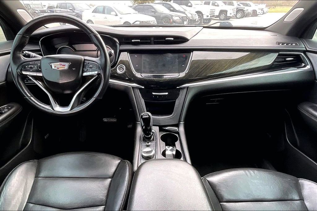 Used 2020 Cadillac XT6 Premium Luxury image 7