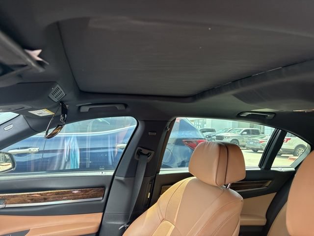 Used 2013 BMW 750Li RWD image 10