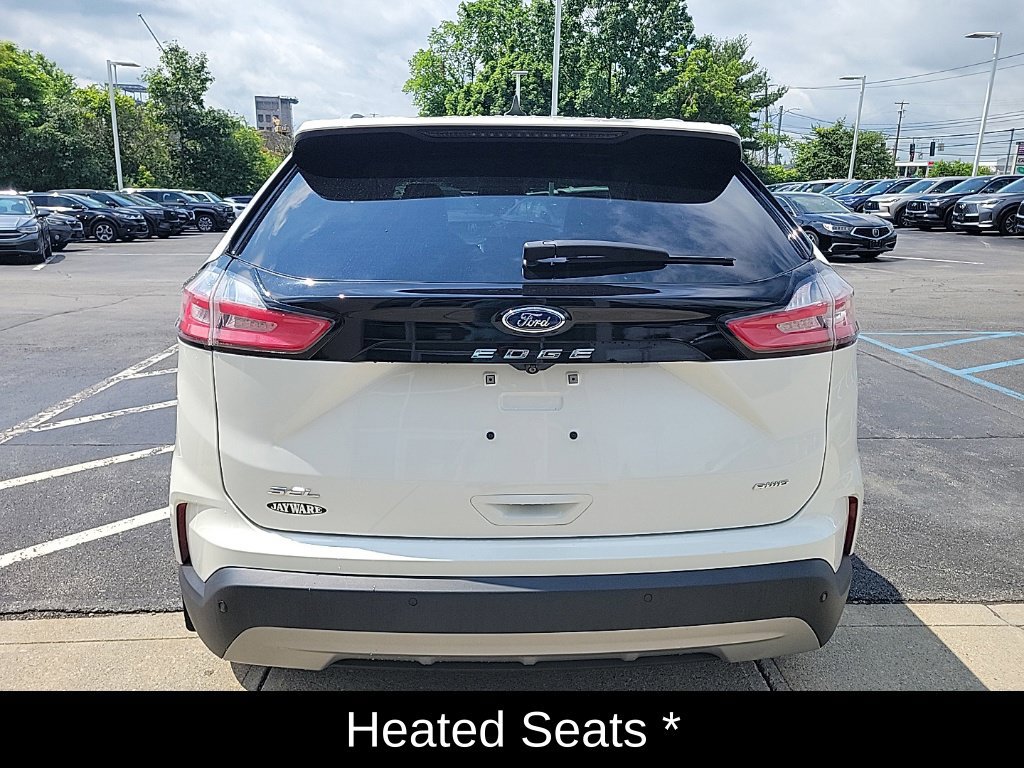 Used 2022 Ford Edge SEL w/ Convenience Package AWD/4WD image 4