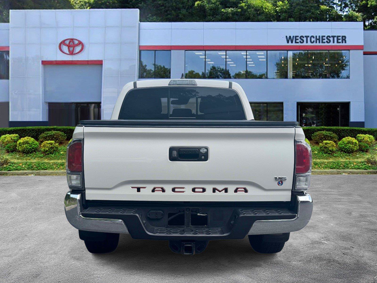 Certified 2023 Toyota Tacoma TRD Off-Road AWD/4WD image 6