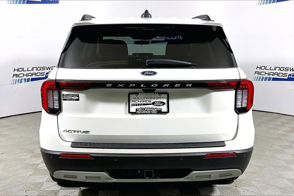 New 2026 Ford Explorer Active w/ Active Comfort Package RWD image 4