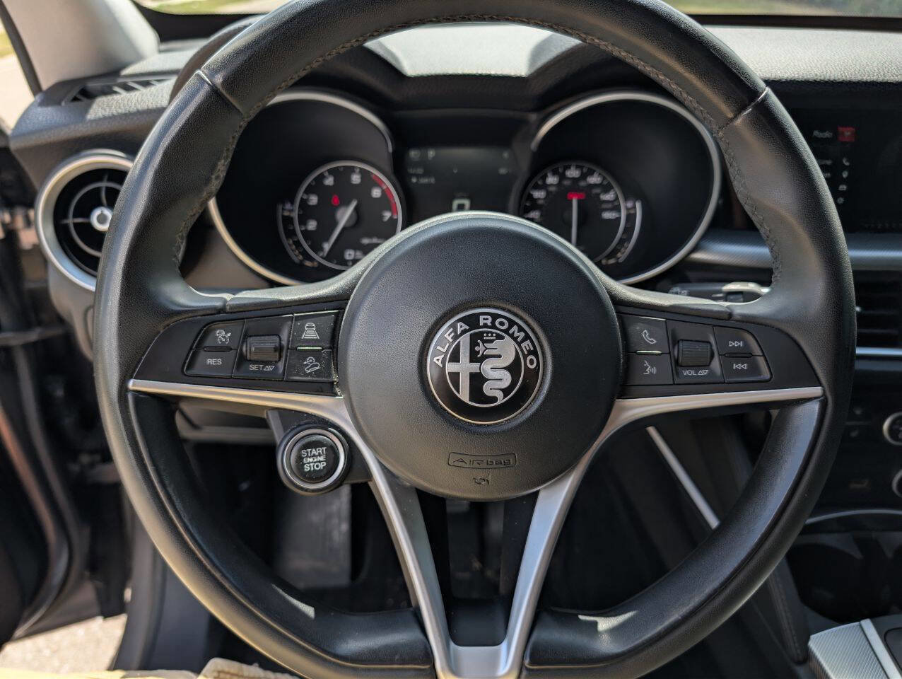 Used 2018 Alfa Romeo Stelvio Ti image 24