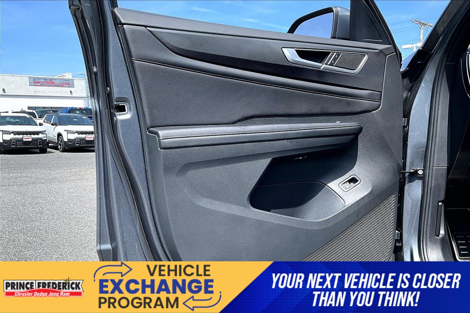 Used 2024 Volkswagen Atlas Cross Sport SEL R-Line AWD/4WD image 20