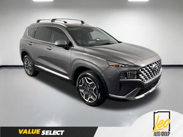 Used 2017 Hyundai Santa Fe Limited w/ Cargo Package AWD/4WD image 4
