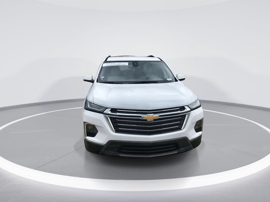 Used 2023 Chevrolet Traverse LT w/ LPO, Floor Liner Package FWD image 3