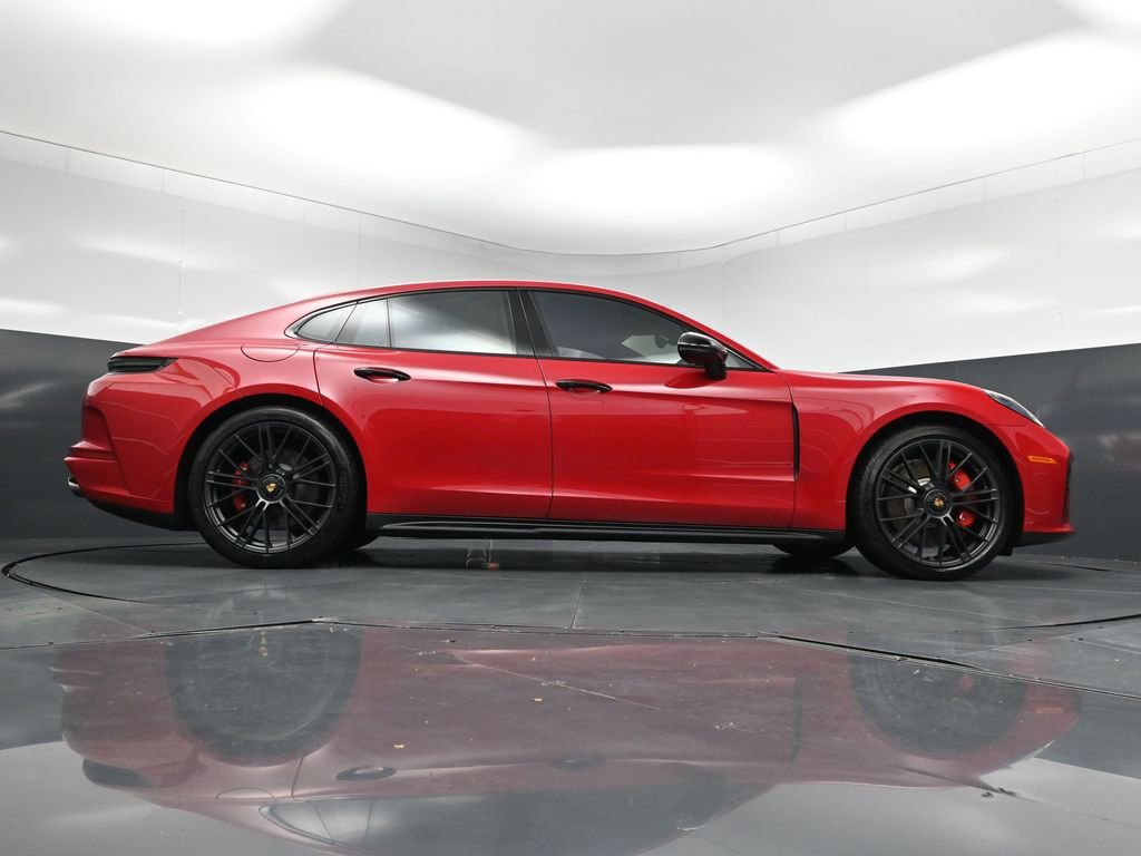 Certified 2026 Porsche Panamera GTS AWD/4WD image 28