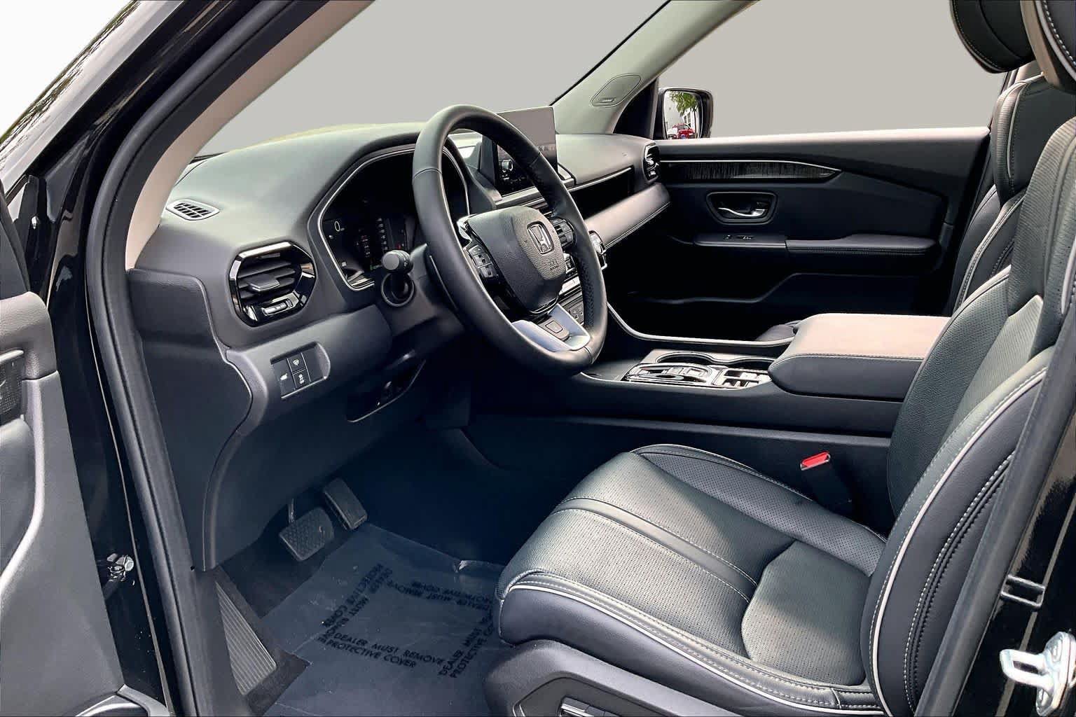 Used 2023 Honda Pilot Elite image 18
