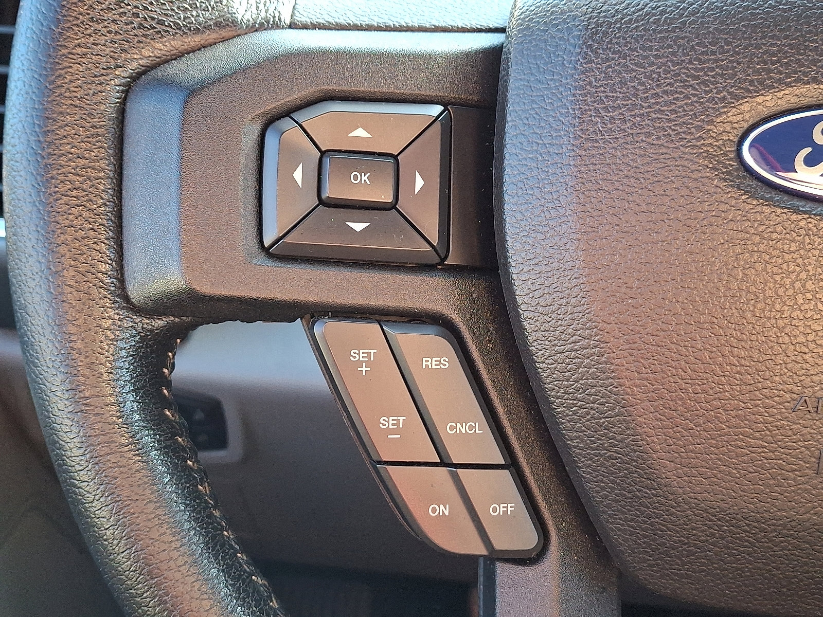 Used 2015 Ford F150 XLT w/ Equipment Group 301A Mid image 20