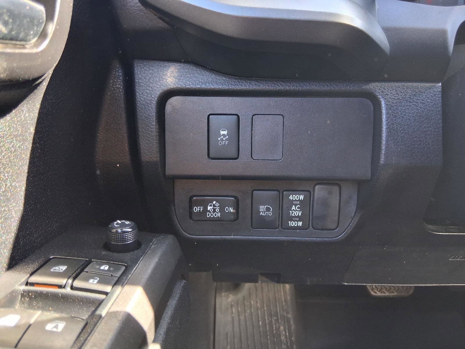 Used 2021 Toyota Tacoma TRD Sport w/ TRD Premium Sport Package image 13