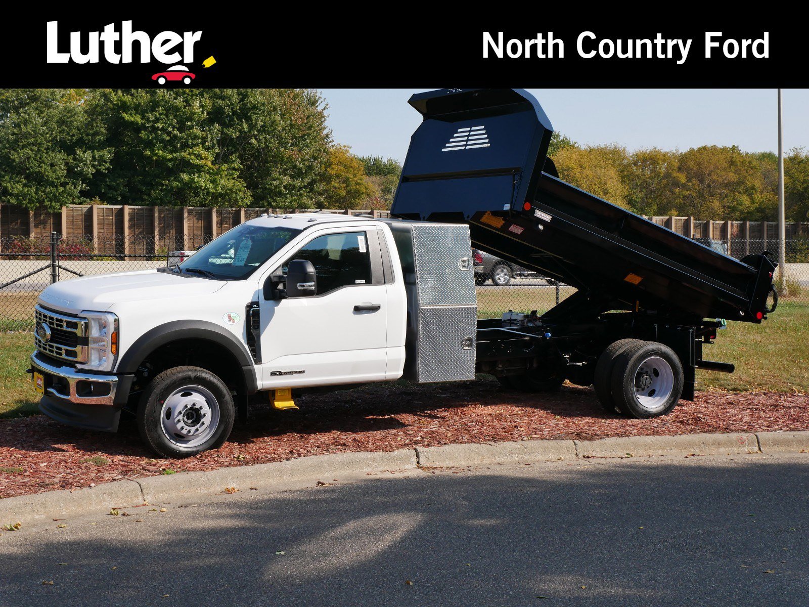 New 2024 Ford F450 XL image 3