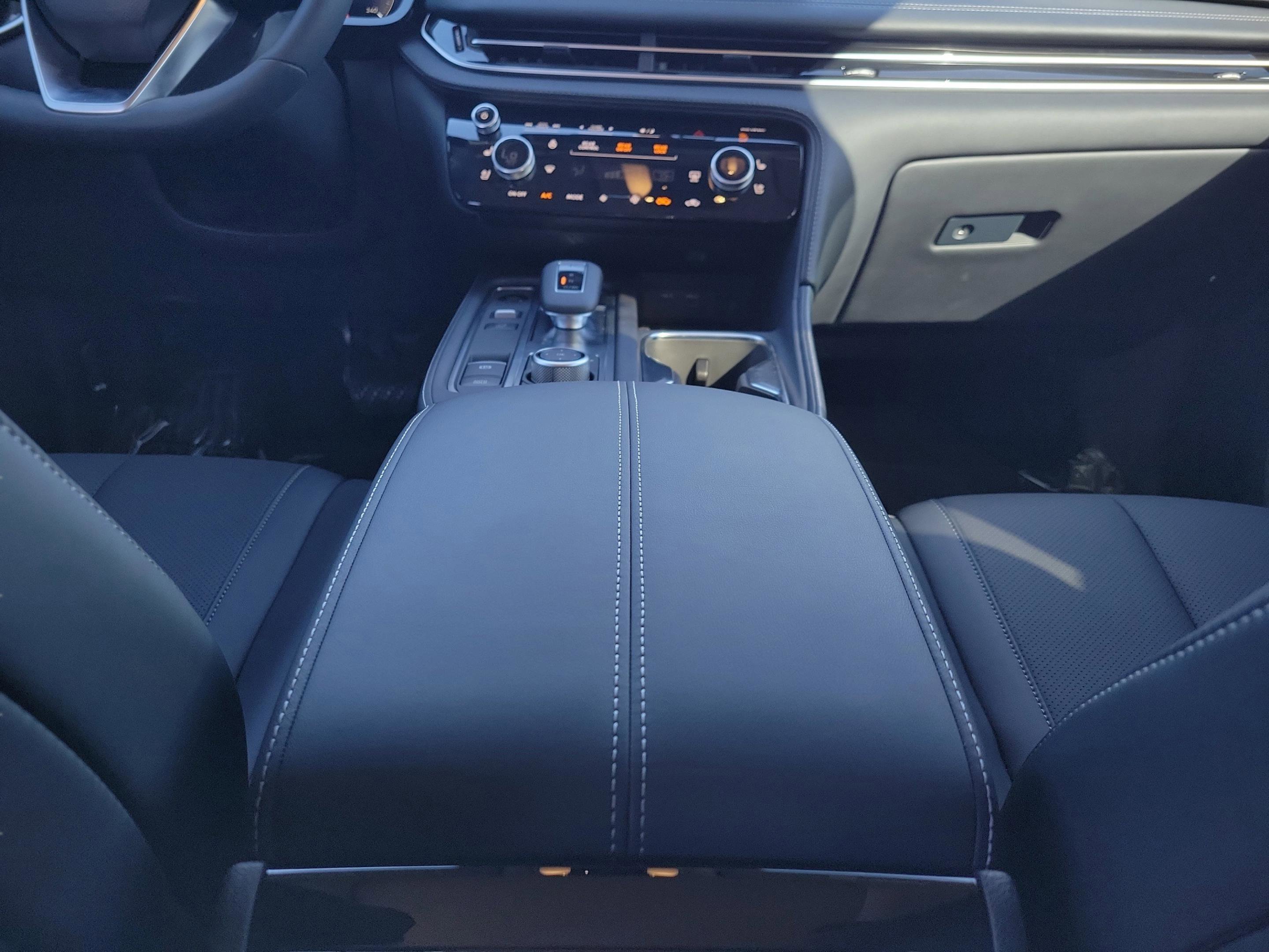 New 2026 INFINITI QX60 Luxe w/ Family Package image 26