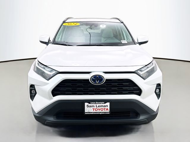 Used 2024 Toyota RAV4 XLE Premium image 2