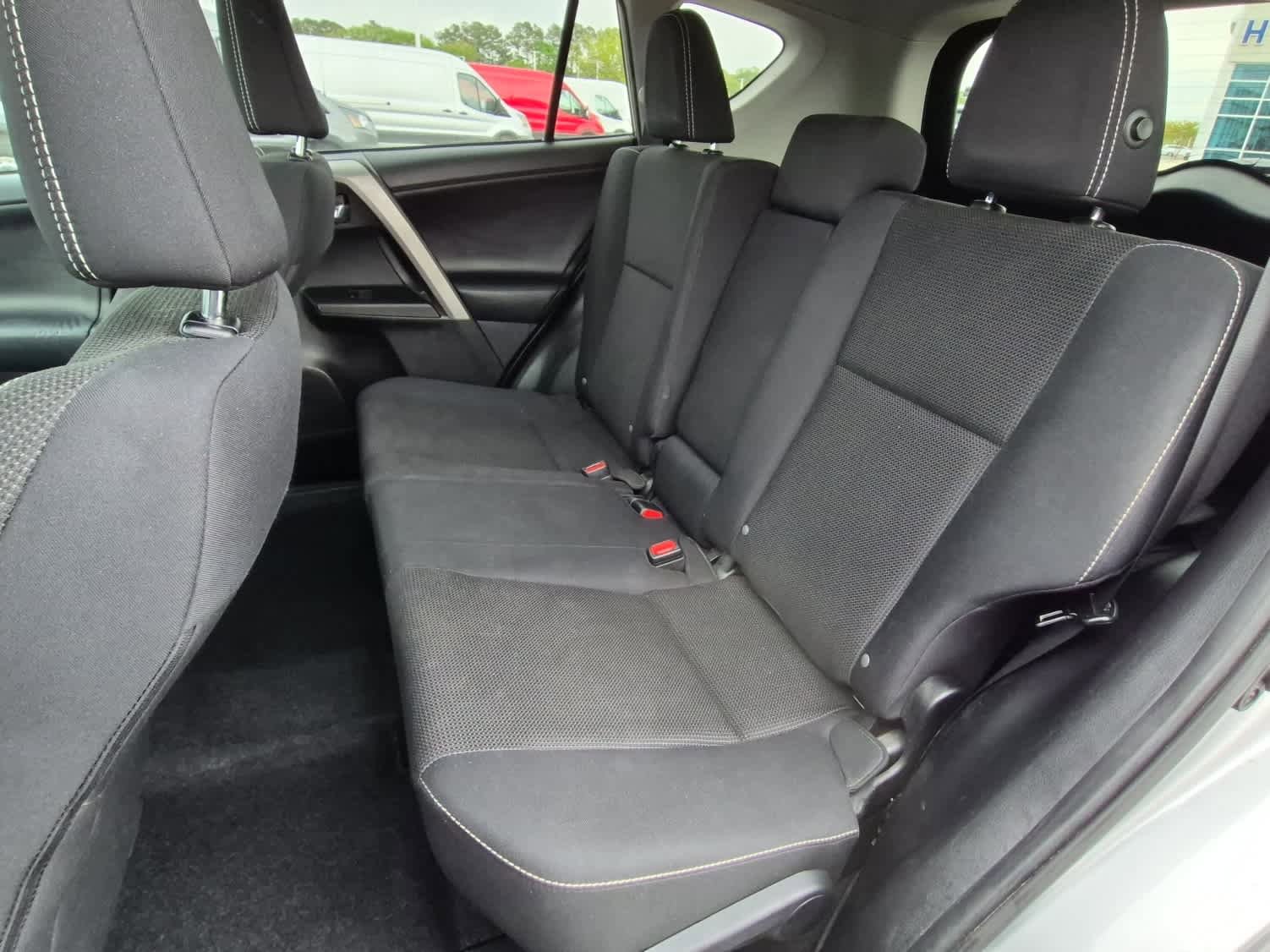 Used 2017 Toyota RAV4 XLE w/ All Weather Liner Package AWD/4WD image 7