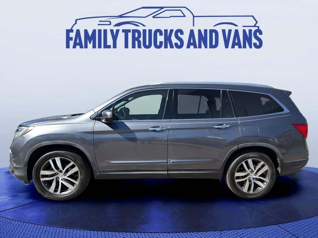 Used 2016 Honda Pilot Elite image 2