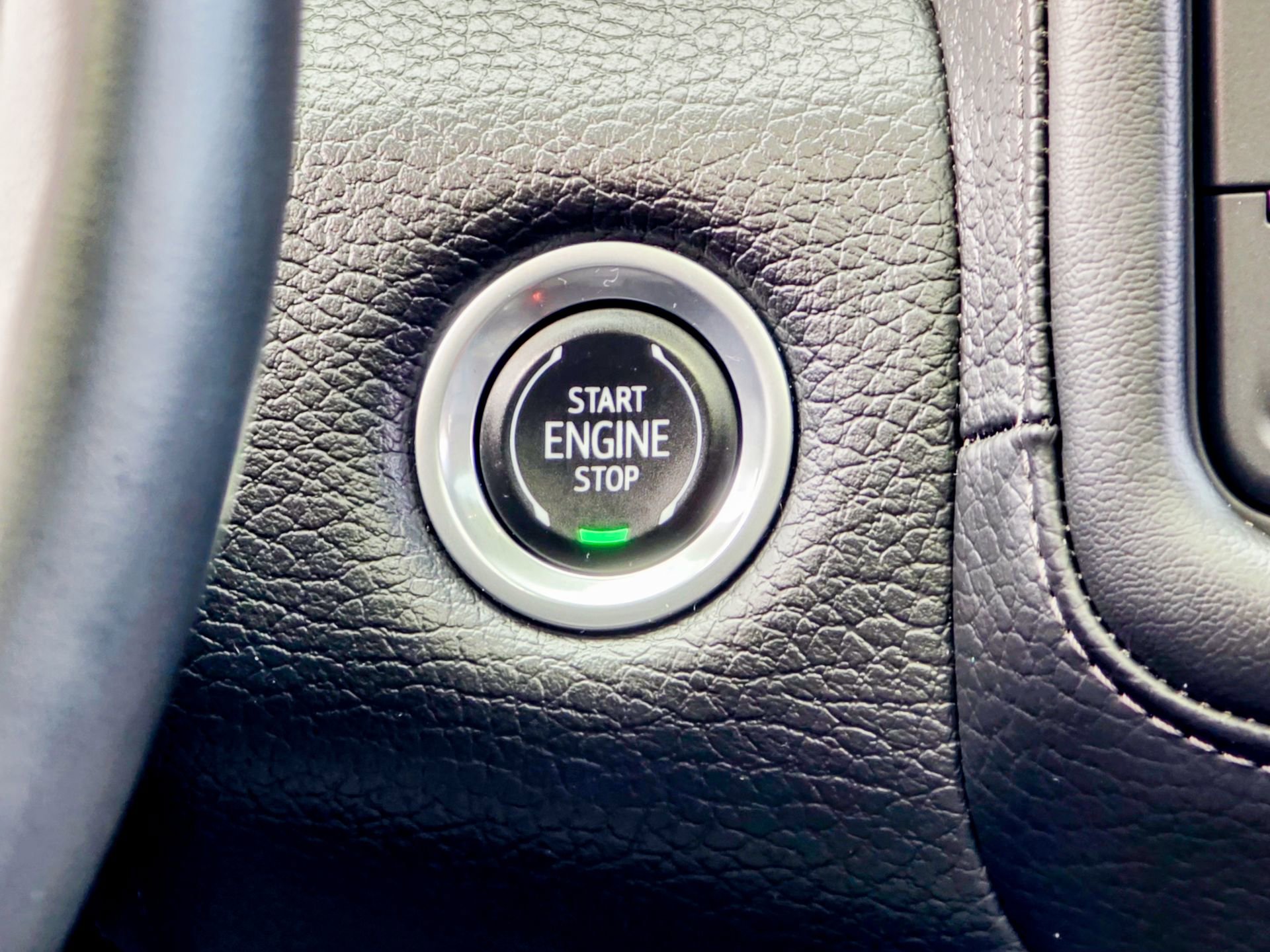 Used 2023 GMC Yukon XL Denali w/ Max Trailering Package image 39