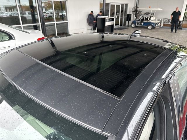 Used 2024 Jaguar XF R-Dynamic SE image 14