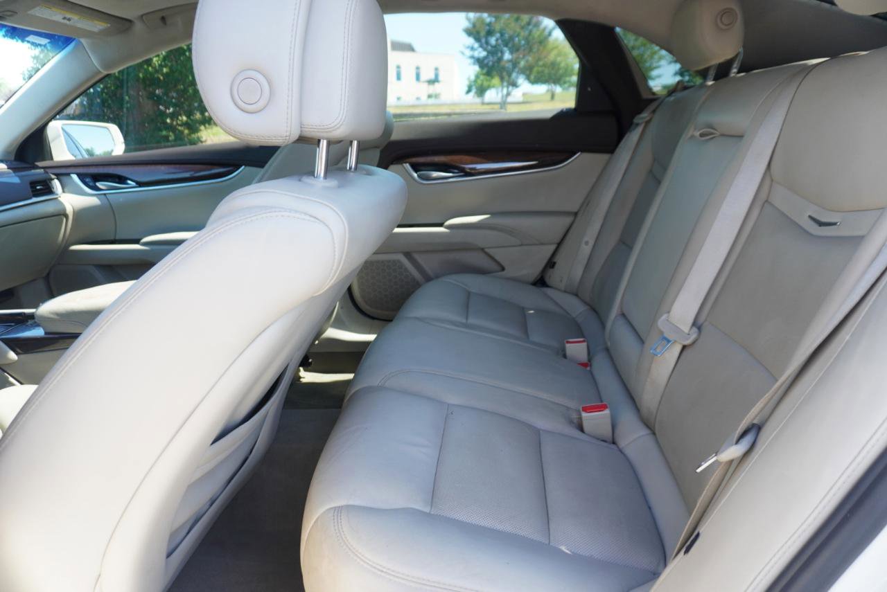Used 2013 Cadillac XTS Luxury w/ Driver Awareness Package FWD image 17