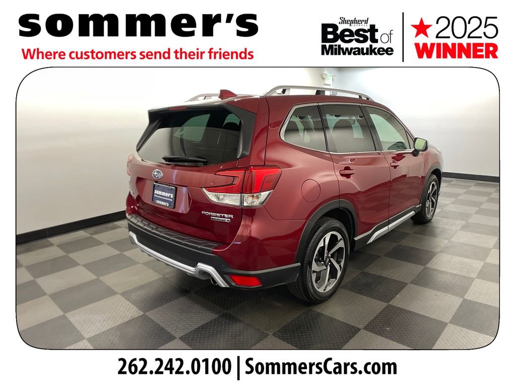 Used 2023 Subaru Forester Touring AWD/4WD image 5