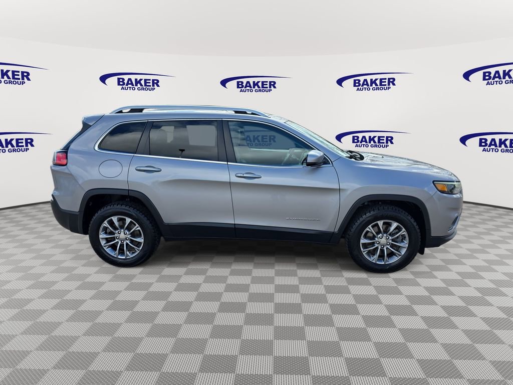 Used 2020 Jeep Cherokee Latitude Plus w/ Cold Weather Group AWD/4WD image 4